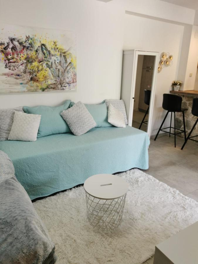 Near Beach Studio Kastela Exterior photo